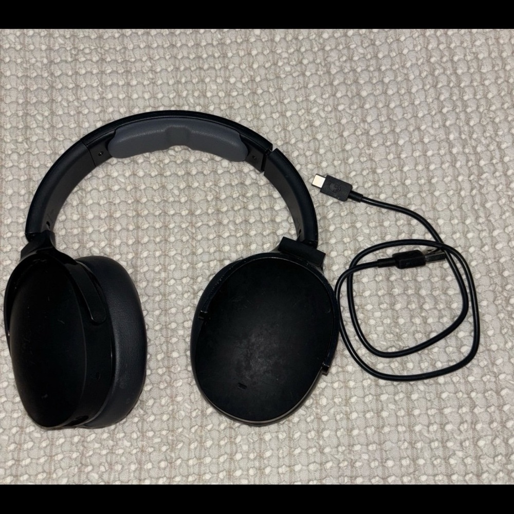 Skullcandy Black Over-Ear Headphones